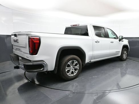 Used 2024 GMC Sierra 1500 SLT RWD image 31