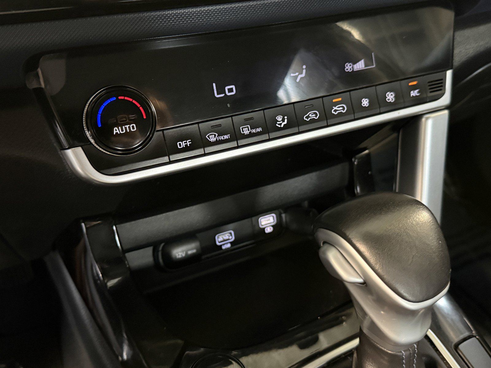 Used 2023 Kia Seltos S w/ Navigation Package FWD image 16