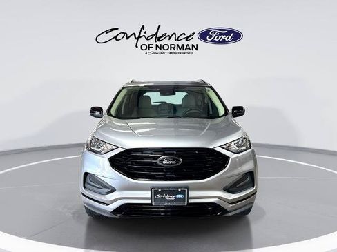 Certified 2024 Ford Edge SE w/ Black Appearance Package AWD/4WD image 2
