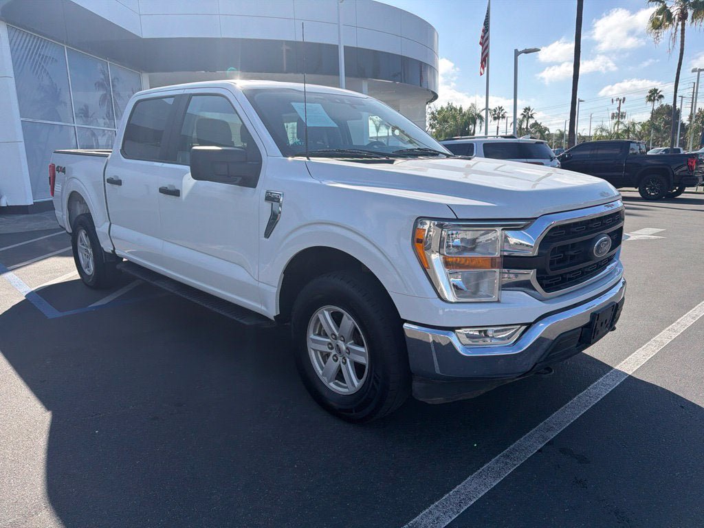 Used 2021 Ford F150 XLT w/ Trailer Tow Package AWD/4WD image 4