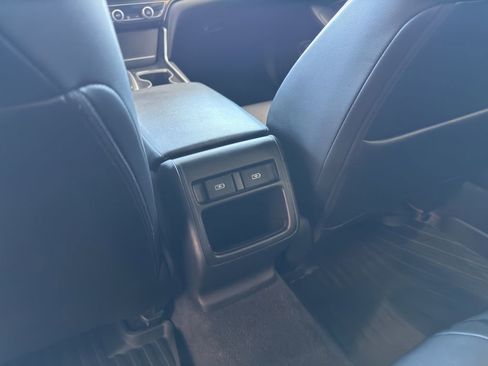 Used 2022 Honda Accord Sport image 10