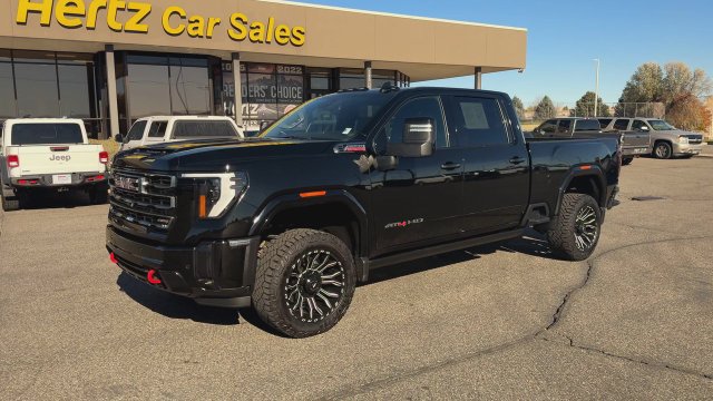 Used 2025 GMC Sierra 3500 AT4 w/ AT4 Premium Plus Package AWD/4WD image 4
