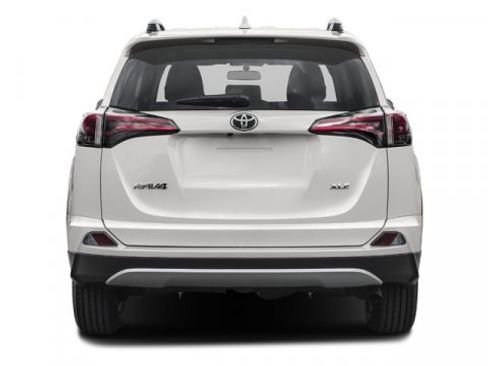 Used 2016 Toyota RAV4 XLE image 5
