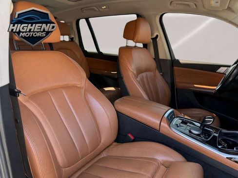 Used 2021 BMW X7 xDrive40i w/ Premium Package image 24