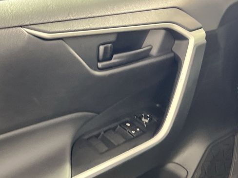 Used 2025 Toyota RAV4 LE image 15