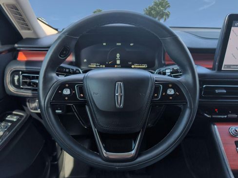 Used 2024 Lincoln Aviator Reserve w/ Equipment Group 201A image 13