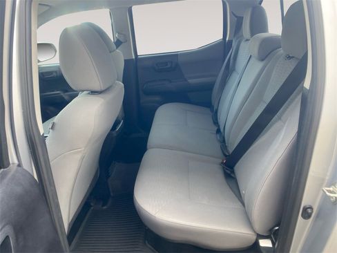 Used 2019 Toyota Tacoma SR image 13