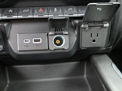 Used 2021 GMC Sierra 1500 AT4 AWD/4WD image 18