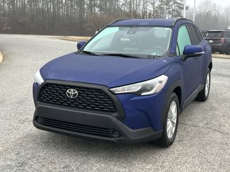 Used 2022 Toyota Corolla Cross LE video 1