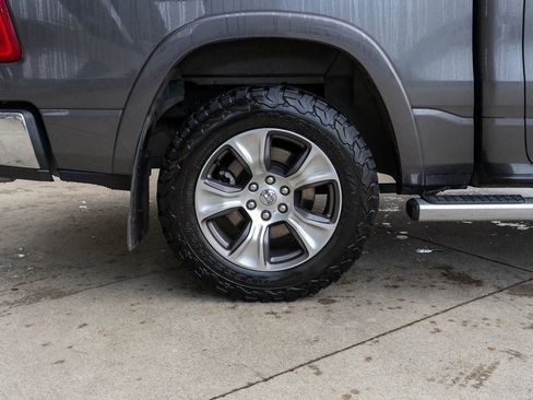 Used 2021 RAM 1500 Laramie image 36