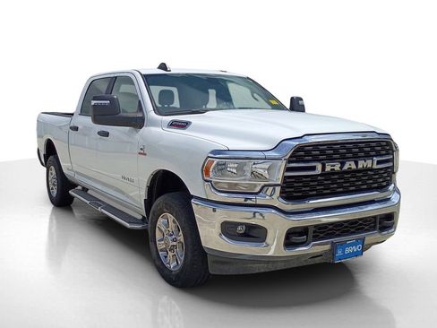 Used 2024 RAM 2500 Big Horn AWD/4WD image 4