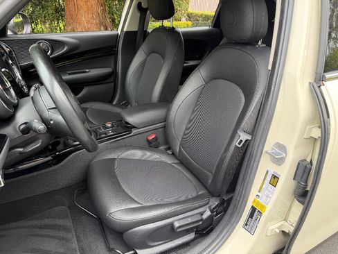 Used 2019 MINI Cooper Clubman FWD image 13