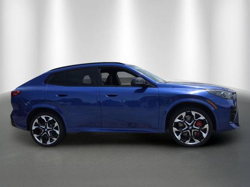 New 2026 BMW X2 xDrive28i w/ Technology Package AWD/4WD image 8