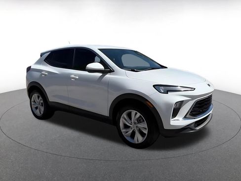 Used 2025 Buick Encore GX Preferred image 2