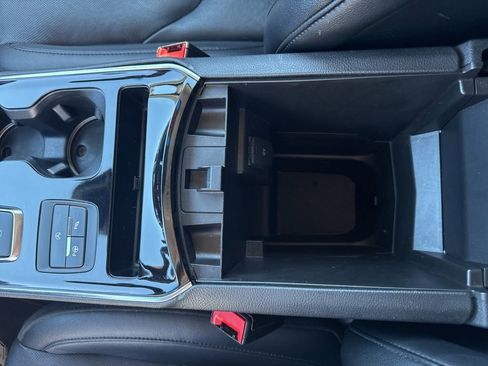 Used 2020 Ford Edge Titanium w/ Equipment Group 301A image 27