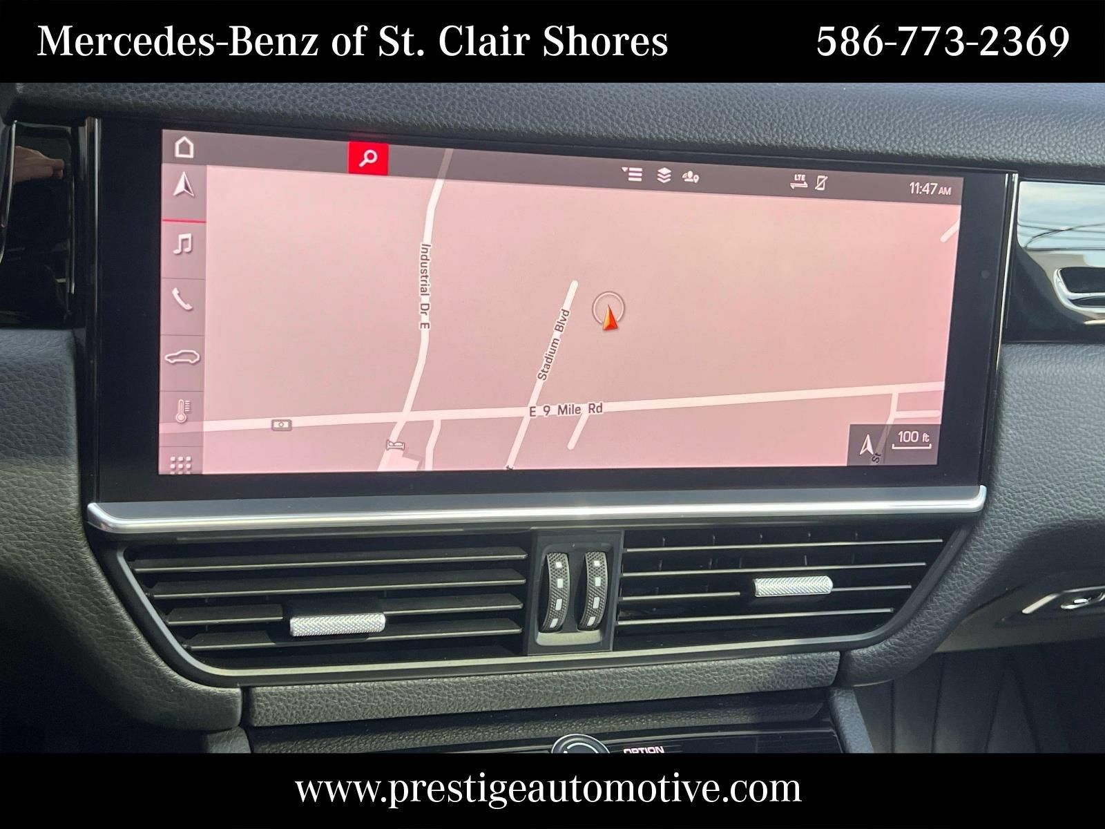 Used 2021 Porsche Cayenne AWD/4WD image 27