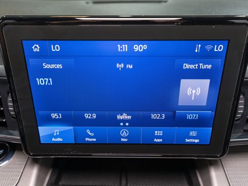 Used 2023 Ford Explorer XLT w/ Equipment Group 202A RWD image 18