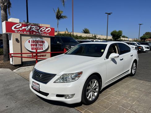 Used 2012 Lexus LS 460 w/ Luxury Value Edition image 4