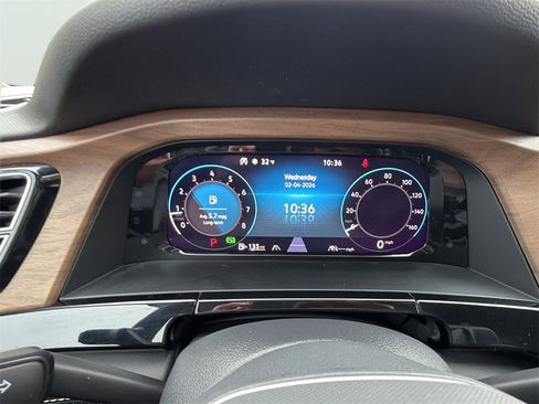 Used 2024 Volkswagen Atlas SE image 31