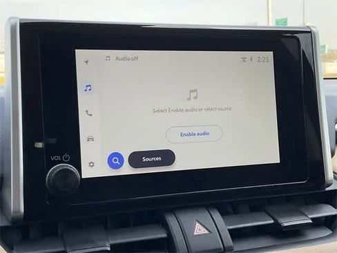 Used 2025 Toyota RAV4 XLE w/ Convenience Package image 21