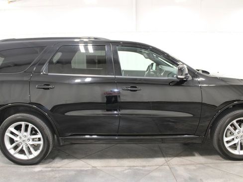 Used 2024 Dodge Durango GT image 11