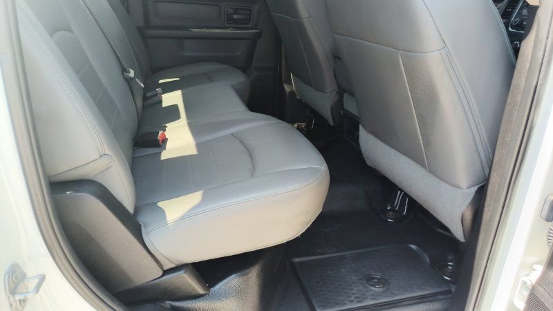 Used 2018 RAM 2500 Tradesman w/ Chrome Appearance Group AWD/4WD image 11