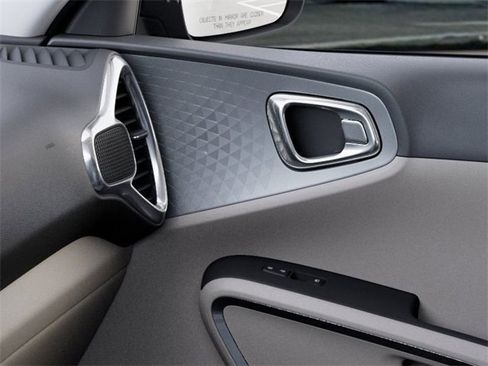 New 2025 Kia Soul LX image 25