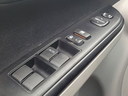 Used 2014 Toyota Camry LE FWD image 27