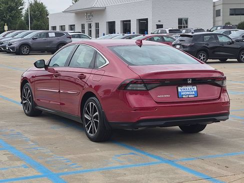 Used 2024 Honda Accord EX image 8