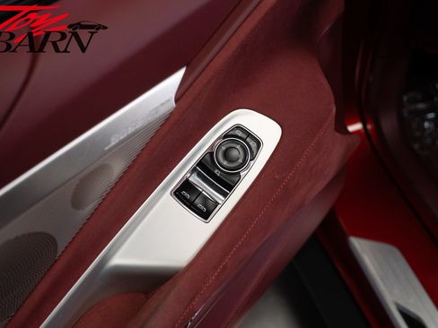 Used 2022 Chevrolet Corvette Stingray Premium Cpe w/ Z51 Performance Package RWD image 24