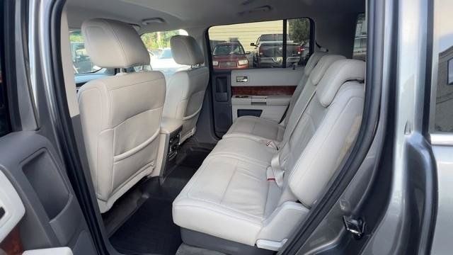 Used 2010 Ford Flex Limited AWD/4WD image 17