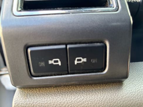 Used 2022 Ford F250 XLT AWD/4WD image 18