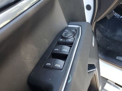 New 2026 GMC Sierra 1500 SLT image 20