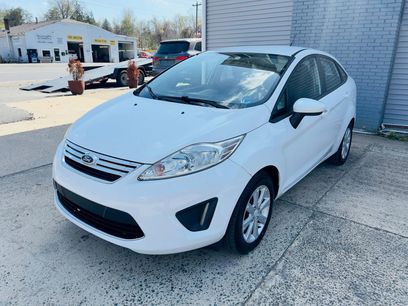 Used 2011 Ford Fiesta SE w/ 202A Rapid Spec Order Code