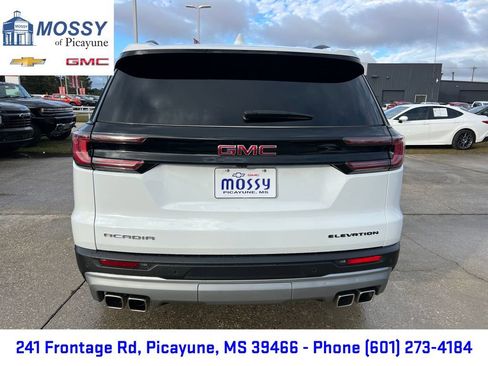 Certified 2024 GMC Acadia Elevation w/ Luxury Package image 6