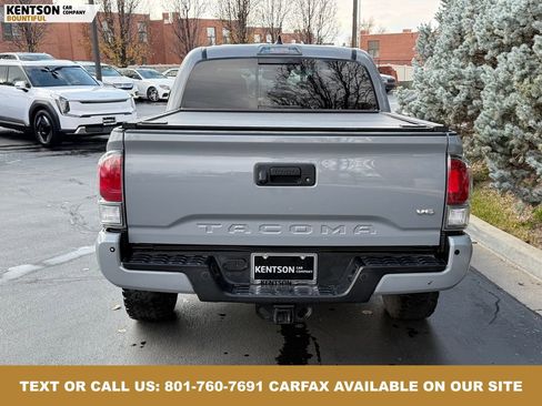 Used 2021 Toyota Tacoma TRD Off-Road image 7
