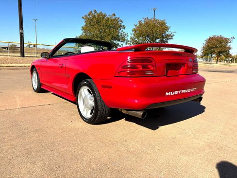 Used 1994 Ford Mustang GT image 6