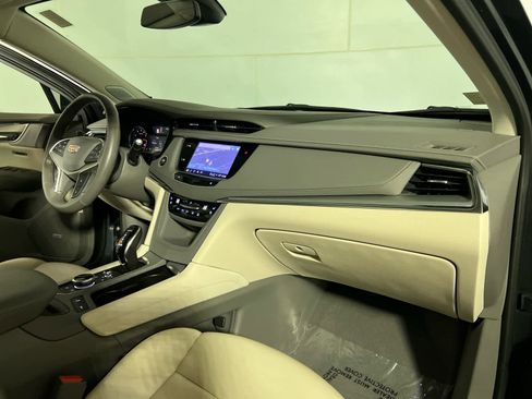 Used 2022 Cadillac XT5 Premium Luxury image 24