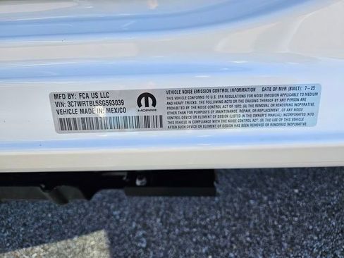 New 2025 RAM 3500 Tradesman AWD/4WD image 30