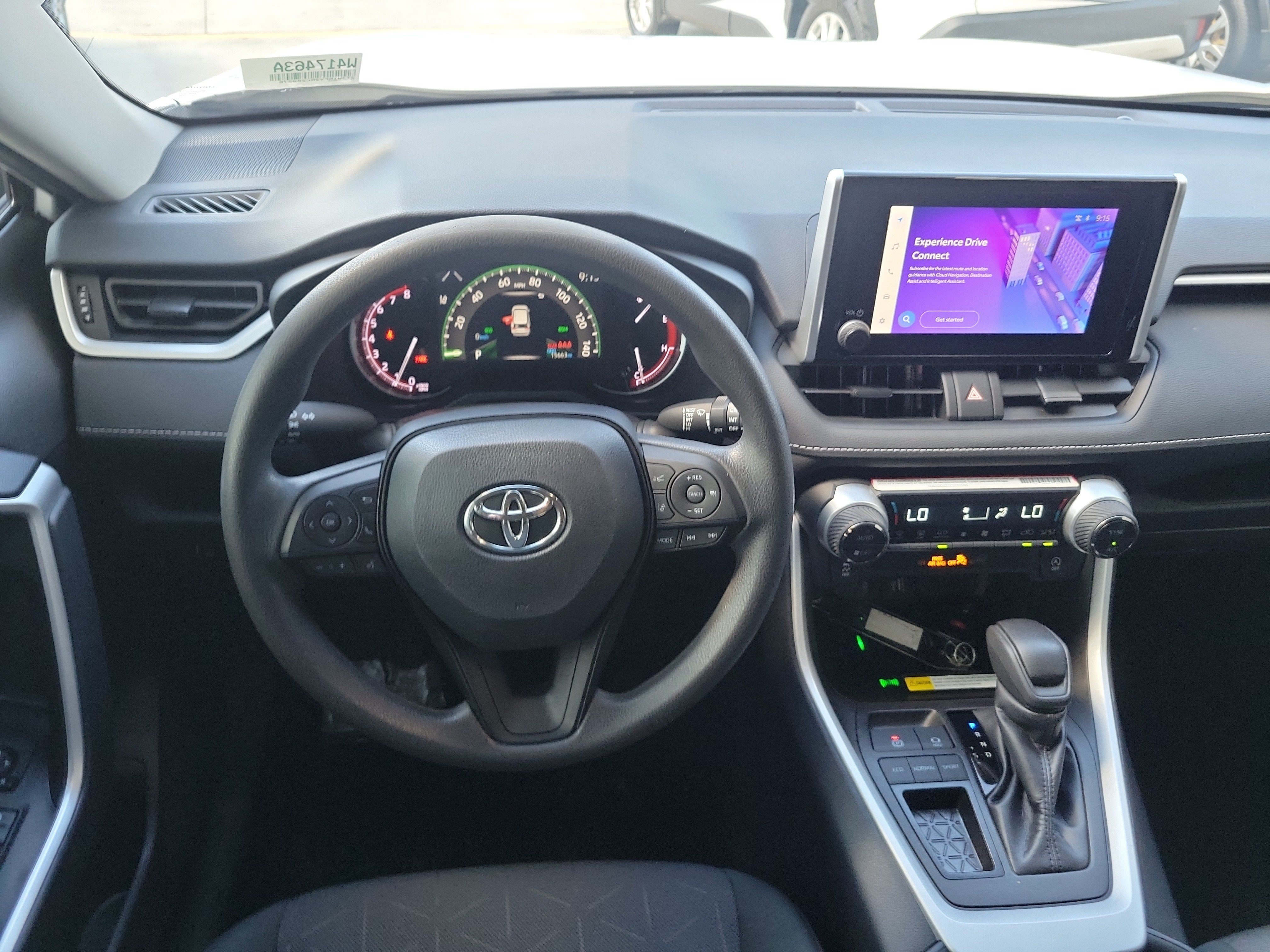 Used 2024 Toyota RAV4 XLE FWD image 17