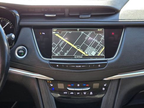 Used 2019 Cadillac XT5 Premium Luxury image 17