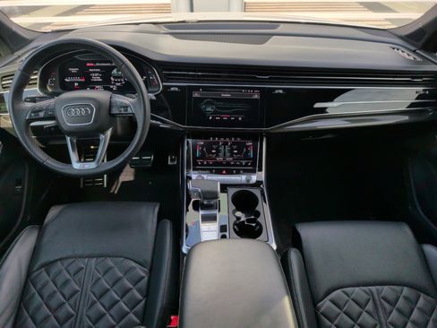 Certified 2022 Audi SQ7 Prestige w/ Prestige Package image 19