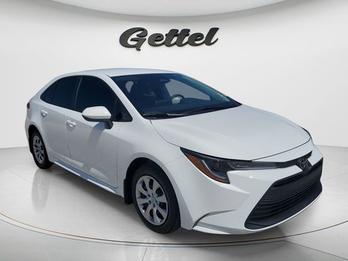 Certified 2026 Toyota Corolla LE FWD image 3