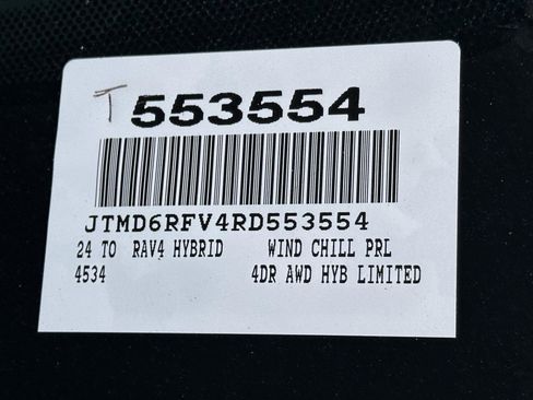 Used 2024 Toyota RAV4 Limited w/ Advanced Technology Package image 15