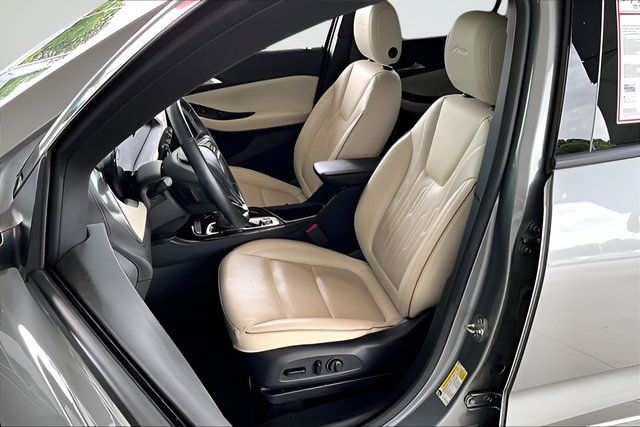 Used 2024 Buick Encore GX Avenir FWD image 18