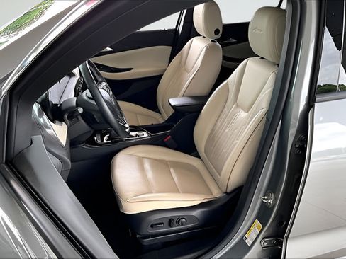 Used 2024 Buick Encore GX Avenir FWD image 18