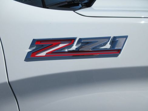 New 2026 Chevrolet Silverado 1500 RST w/ Z71 Off-Road Package AWD/4WD image 11