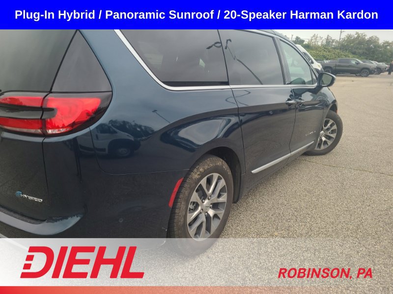 Used 2022 Chrysler Pacifica Pinnacle FWD image 7
