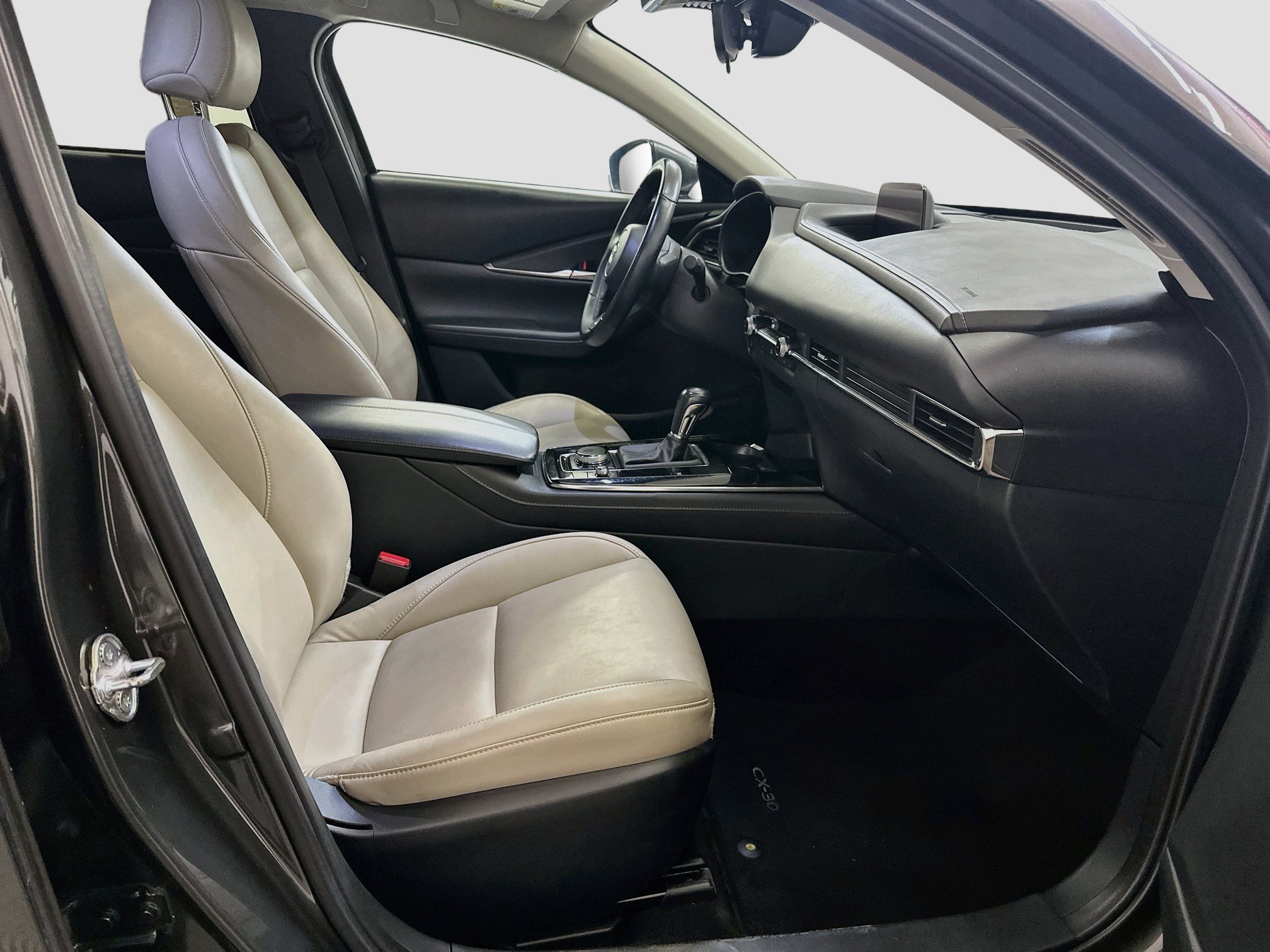 Used 2025 MAZDA CX-30 AWD 2.5 S w/ Preferred Package image 34