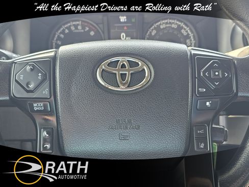 Used 2022 Toyota Tacoma SR image 14